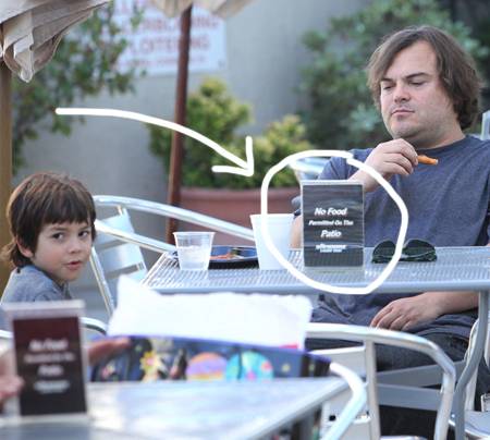 Jack Black's Pizza Time With His Son Rudely Interrupted!